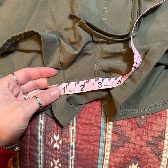 ZYIA active green shorts size medium - Picture 4 of 6